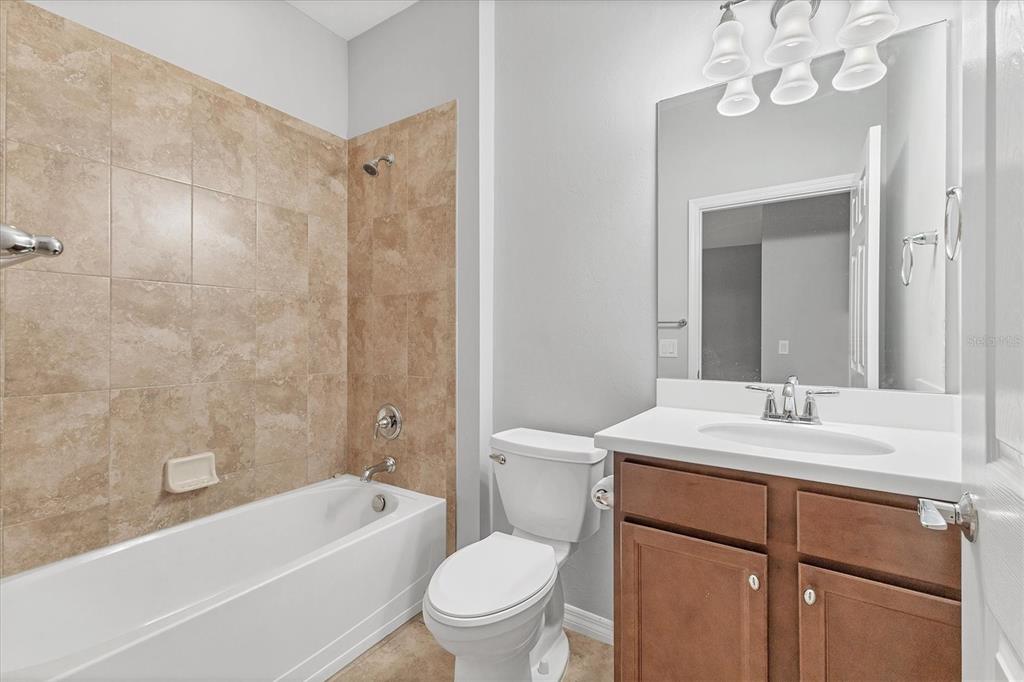 19010 Mangieri Street Venice, FL 34293 - Photo 14 of 33