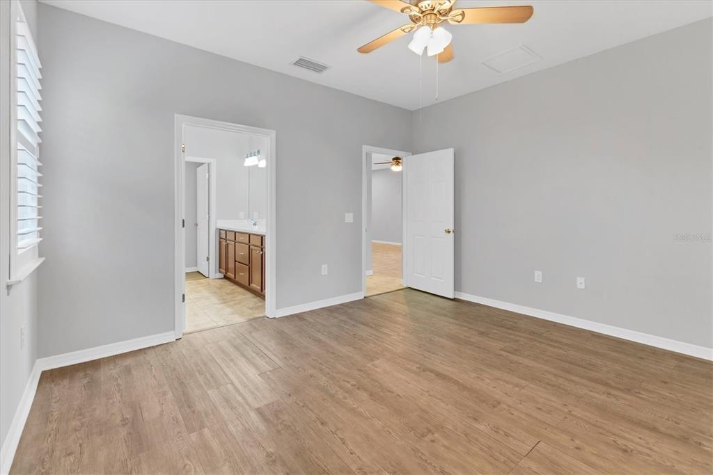 19010 Mangieri Street Venice, FL 34293 - Photo 8 of 33