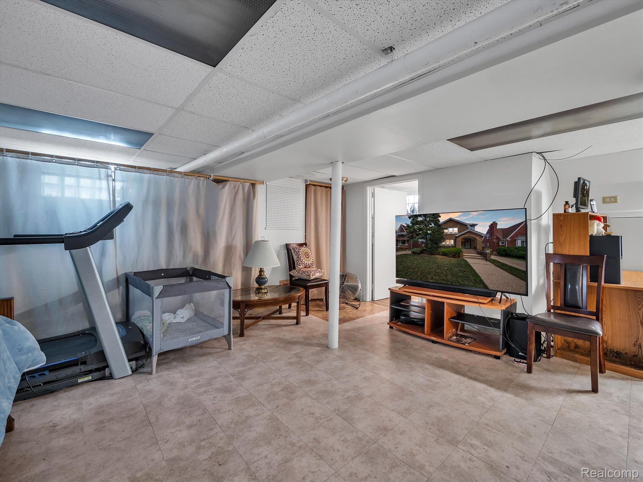 3472 Yorkshire Road Detroit, MI 48224 - Photo 36 of 44 Gallery Image 36