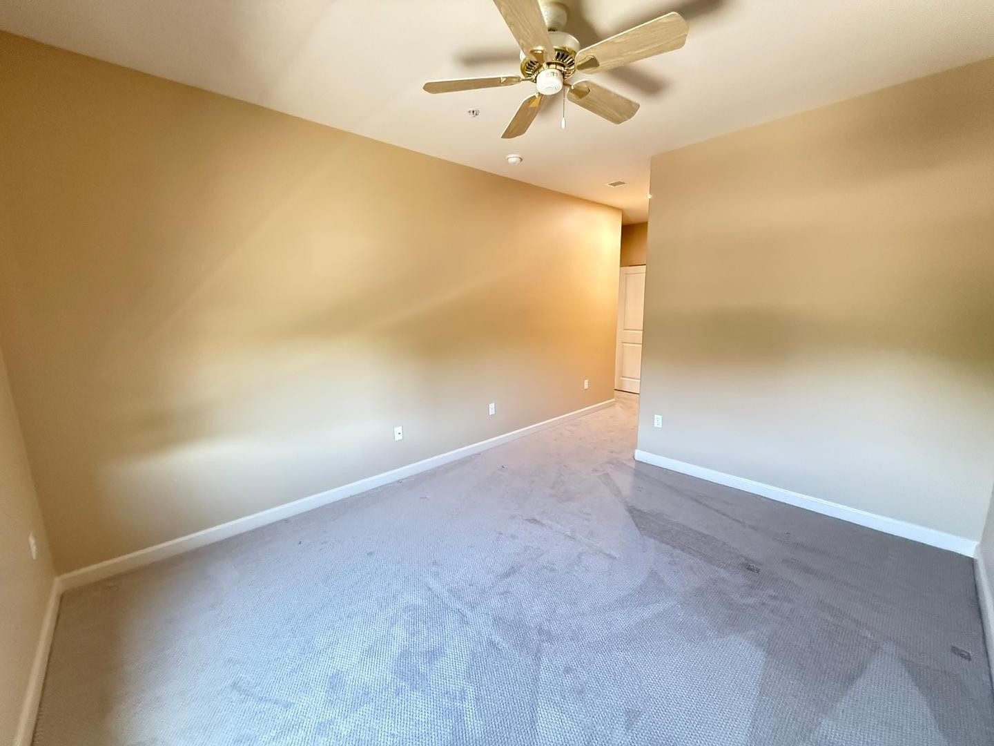 7291 North Scottsdale Road, Unit 3003 Paradise Valley, AZ 85253 - Photo 12 of 45 a view of an empty room