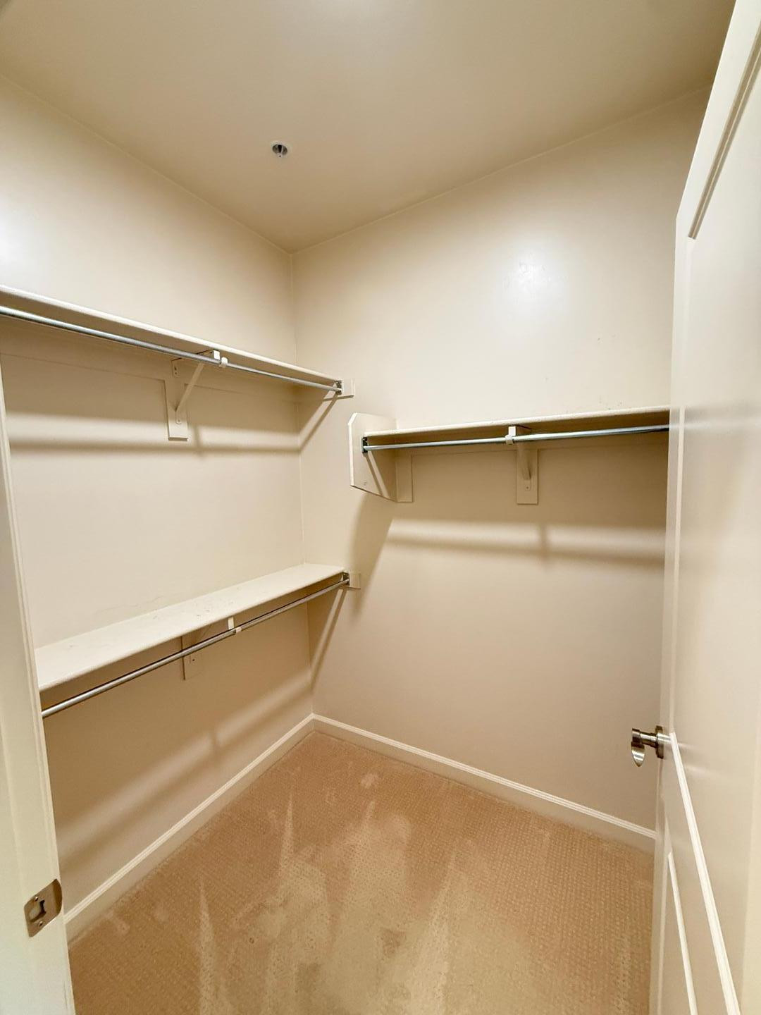 7291 North Scottsdale Road, Unit 3003 Paradise Valley, AZ 85253 - Photo 10 of 45 a view of an empty room
