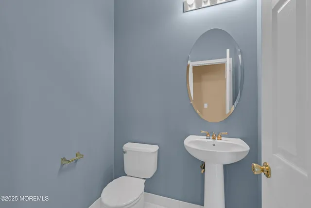 $790,000 | 11 Turnberry Drive, Manalapan, NJ 07726