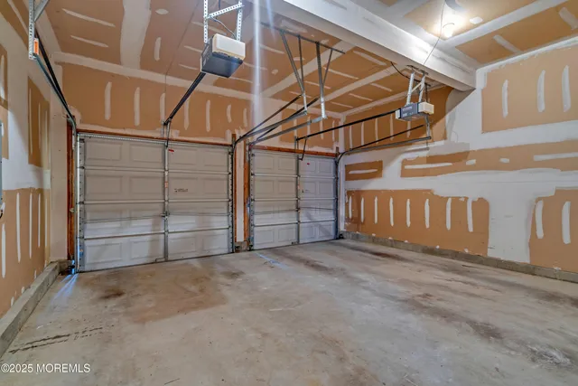 $790,000 | 11 Turnberry Drive, Manalapan, NJ 07726