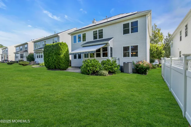 $790,000 | 11 Turnberry Drive, Manalapan, NJ 07726