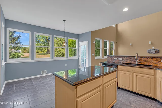 $790,000 | 11 Turnberry Drive, Manalapan, NJ 07726