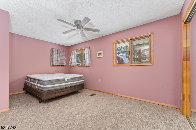 53 Jacobs Road Rockaway, NJ 07866 - Photo 3 of 21