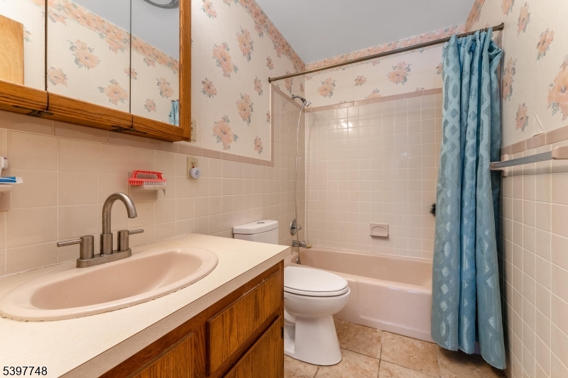 53 Jacobs Road Rockaway, NJ 07866 - Photo 9 of 21