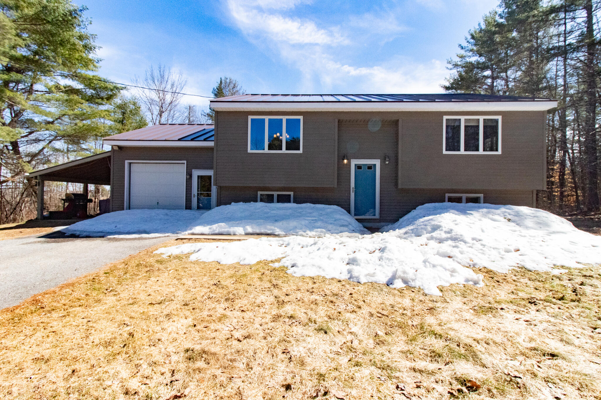 64 Gilman Road Monmouth, ME 04259 - Photo 2 of 22 IMG_7459