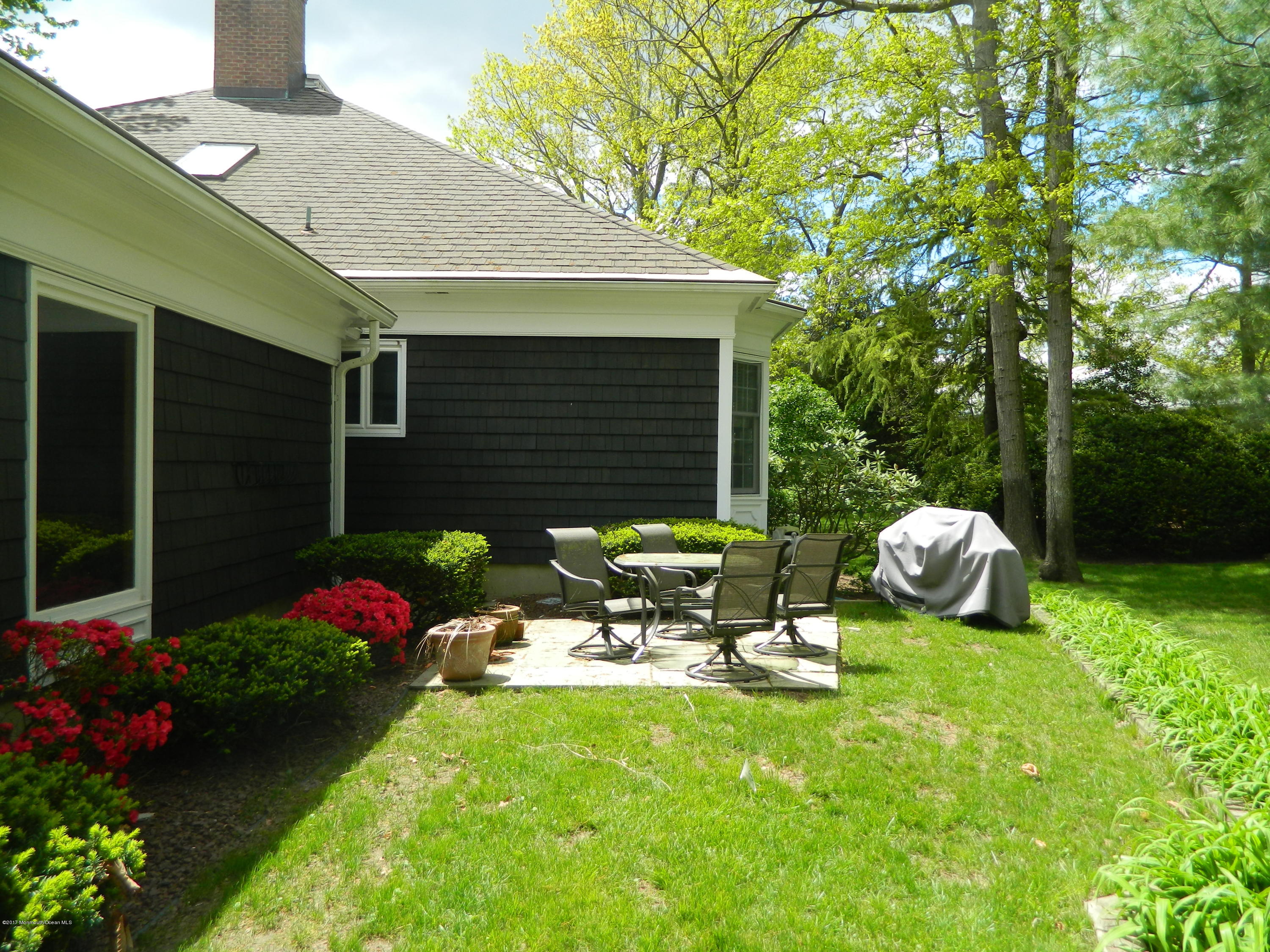 2 Berkeley Square Brielle, NJ 08730 - Photo 17 of 17 2013-05-29 19.27.02