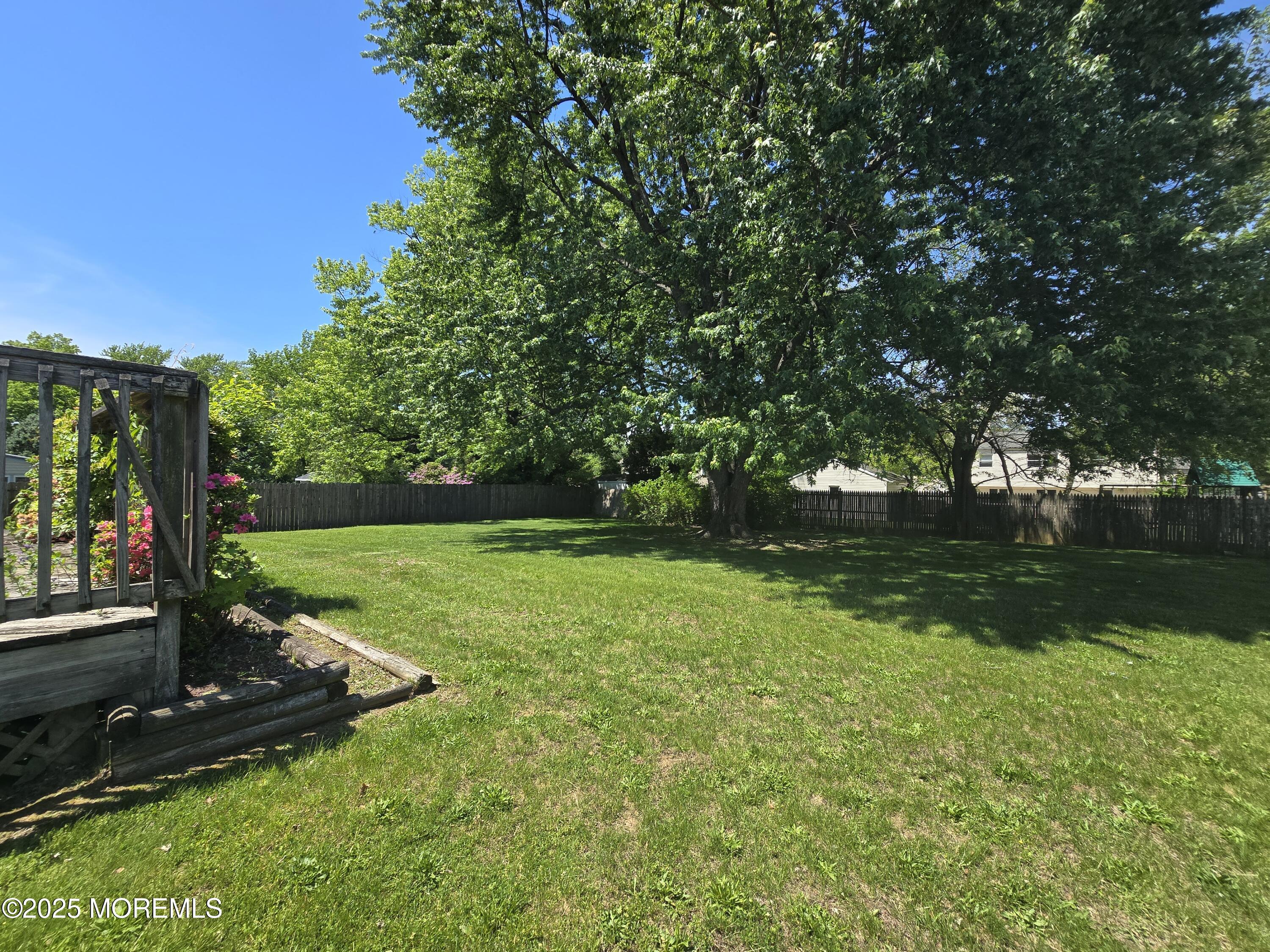 13 Mayfair Road Holmdel, NJ 07733 - Photo 21 of 31 20250512_132546