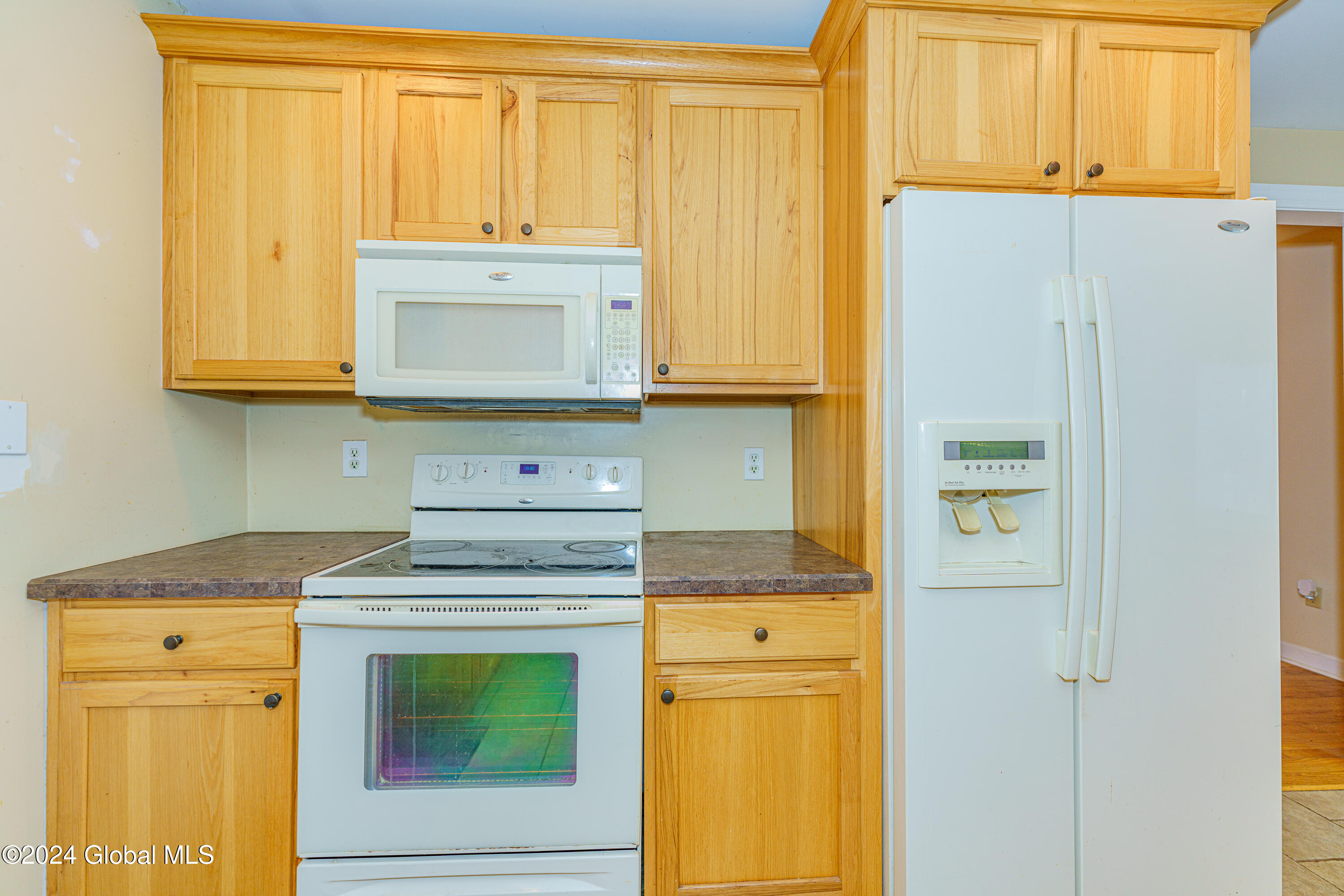 2931 River Road Melrose, NY 12121 - Photo 17 of 59 3 Kitchen 1