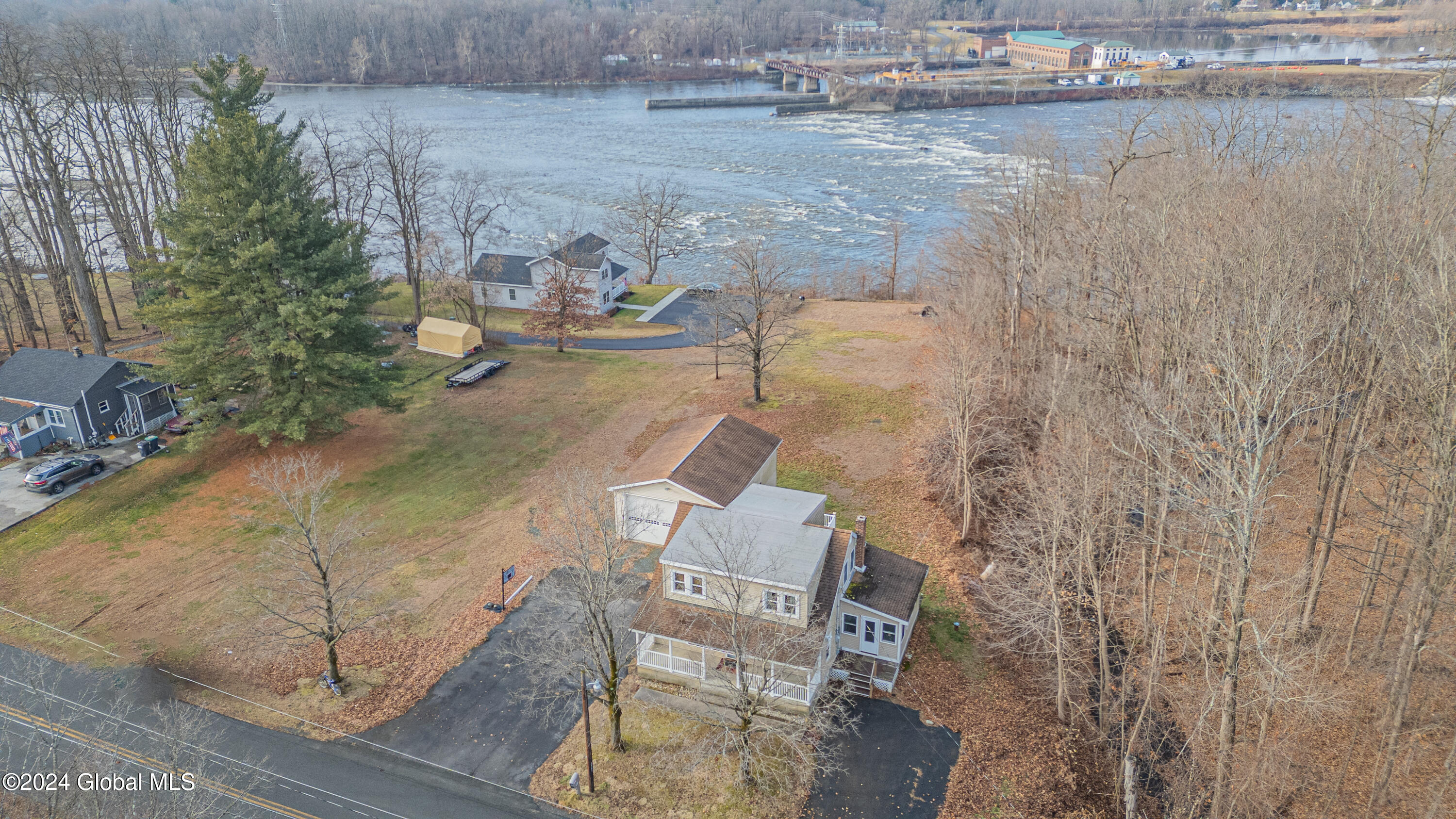 2931 River Road Melrose, NY 12121 - Photo 3 of 59 0 Air Front 2