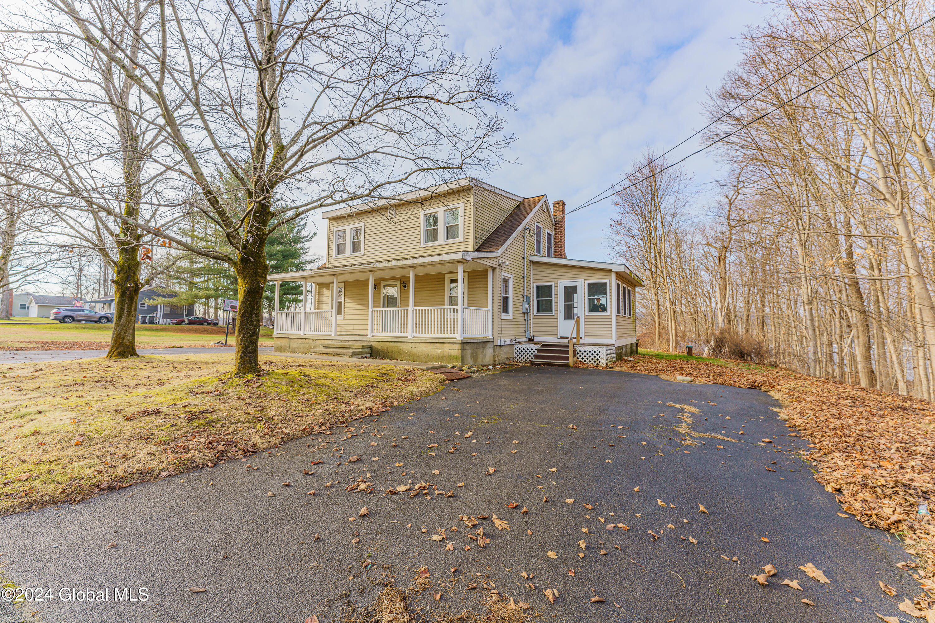 2931 River Road Melrose, NY 12121 - Photo 6 of 59 0 Front 2