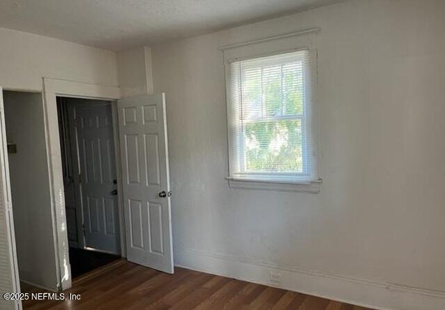 340 West 23rd Street Jacksonville, FL 32206 - Photo 11 of 13 a view of a bathroom with wooden floor and a window