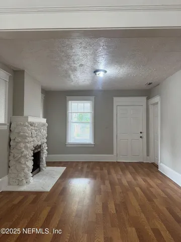 $1,200 | 340 West 23rd Street, Jacksonville, FL 32206