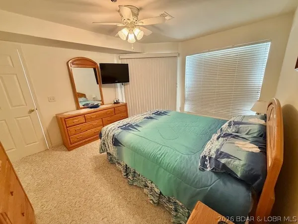 $255,000 | 93 Cedar Glen Court, Unit 1B, Camdenton, MO 65020