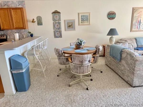 $255,000 | 93 Cedar Glen Court, Unit 1B, Camdenton, MO 65020