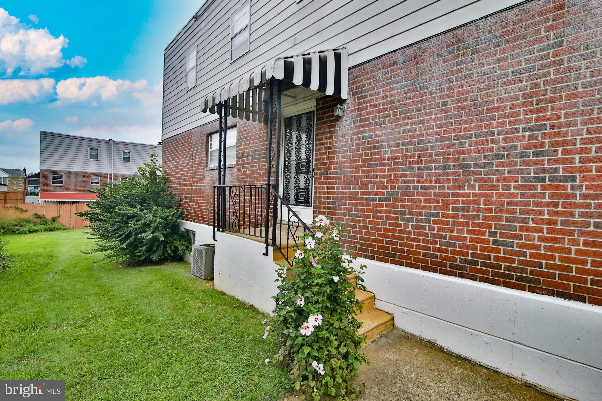 9954 Wingtip Road Philadelphia, PA 19115 - Photo 3 of 31 Gallery Image 3