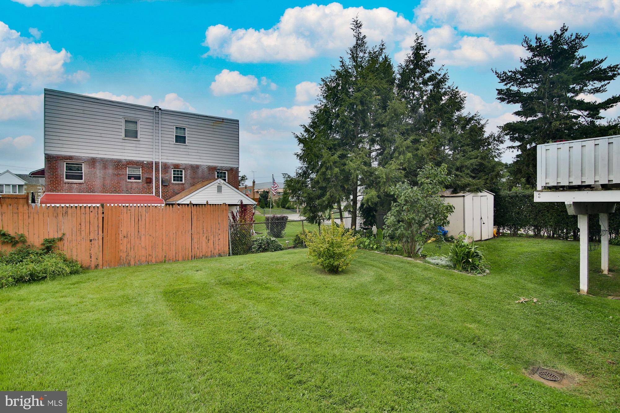 9954 Wingtip Road Philadelphia, PA 19115 - Photo 4 of 31 Gallery Image 4