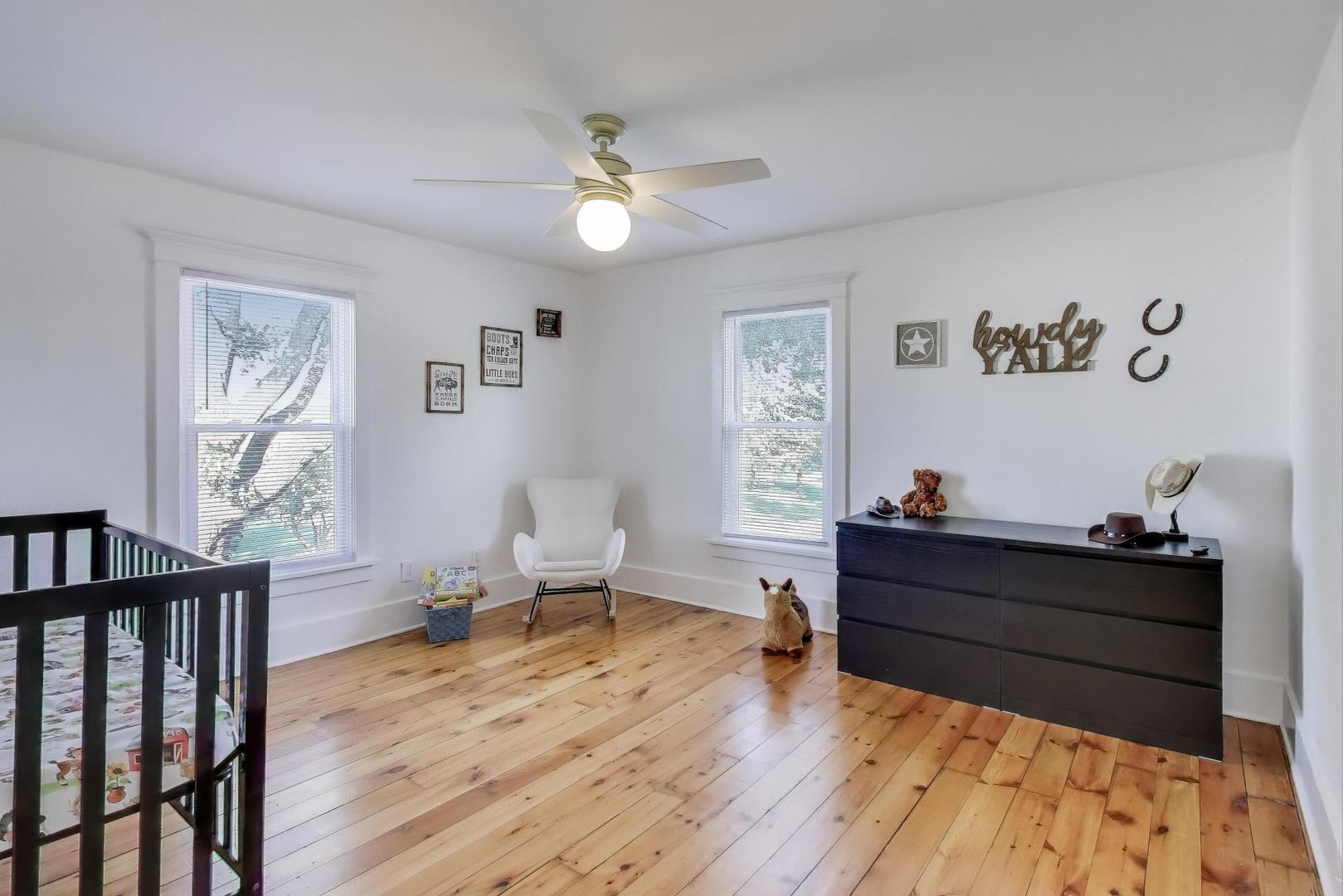 17128 Lukens Road Sycamore, IL 60178 - Photo 25 of 45 a living room with furniture and a window