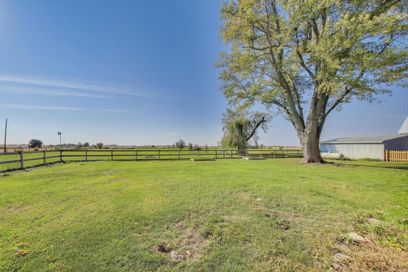 17128 Lukens Road Sycamore, IL 60178 - Photo 39 of 45 a view of an outdoor space