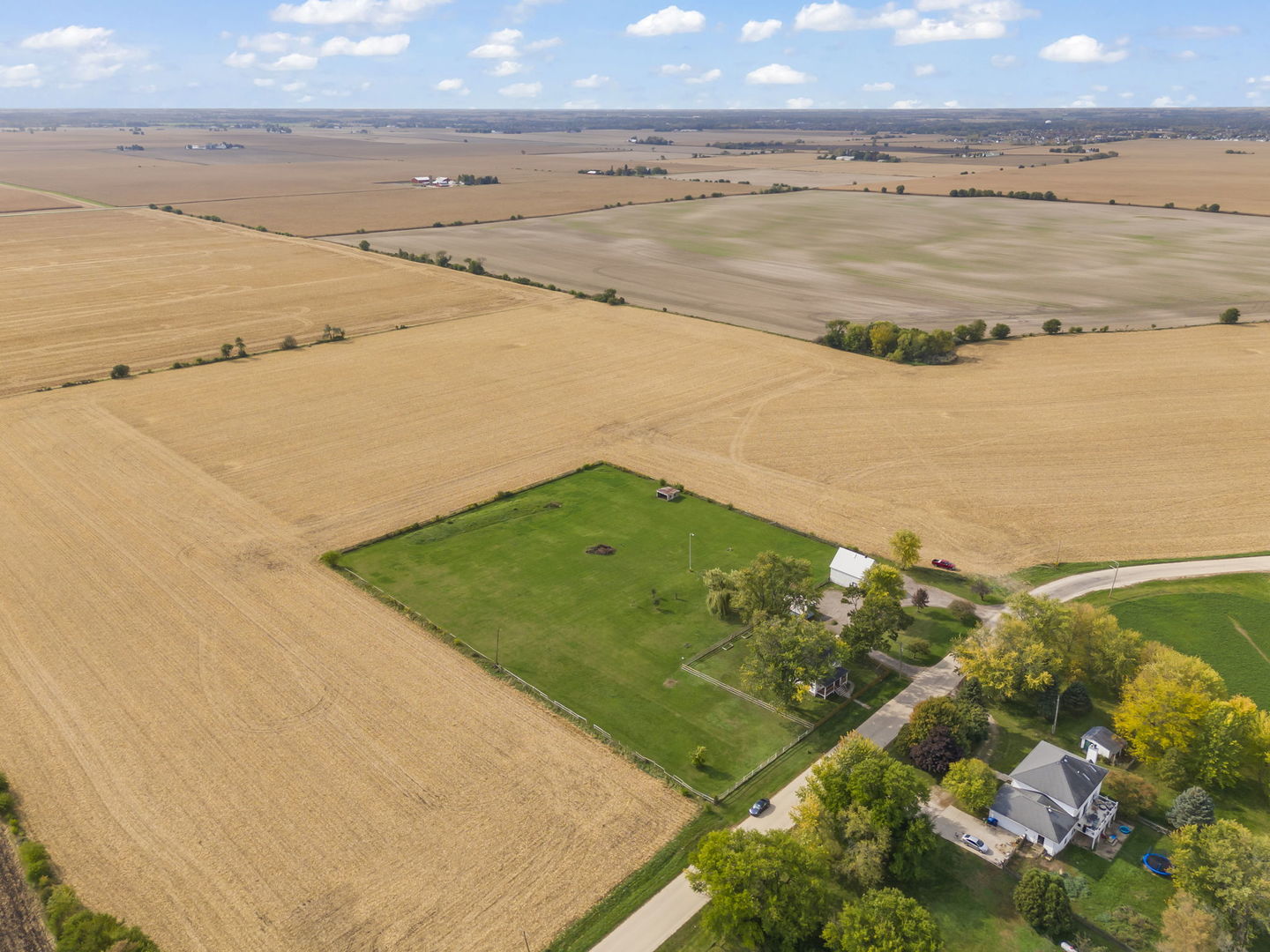 17128 Lukens Road Sycamore, IL 60178 - Photo 44 of 45 a view of an ocean and beach
