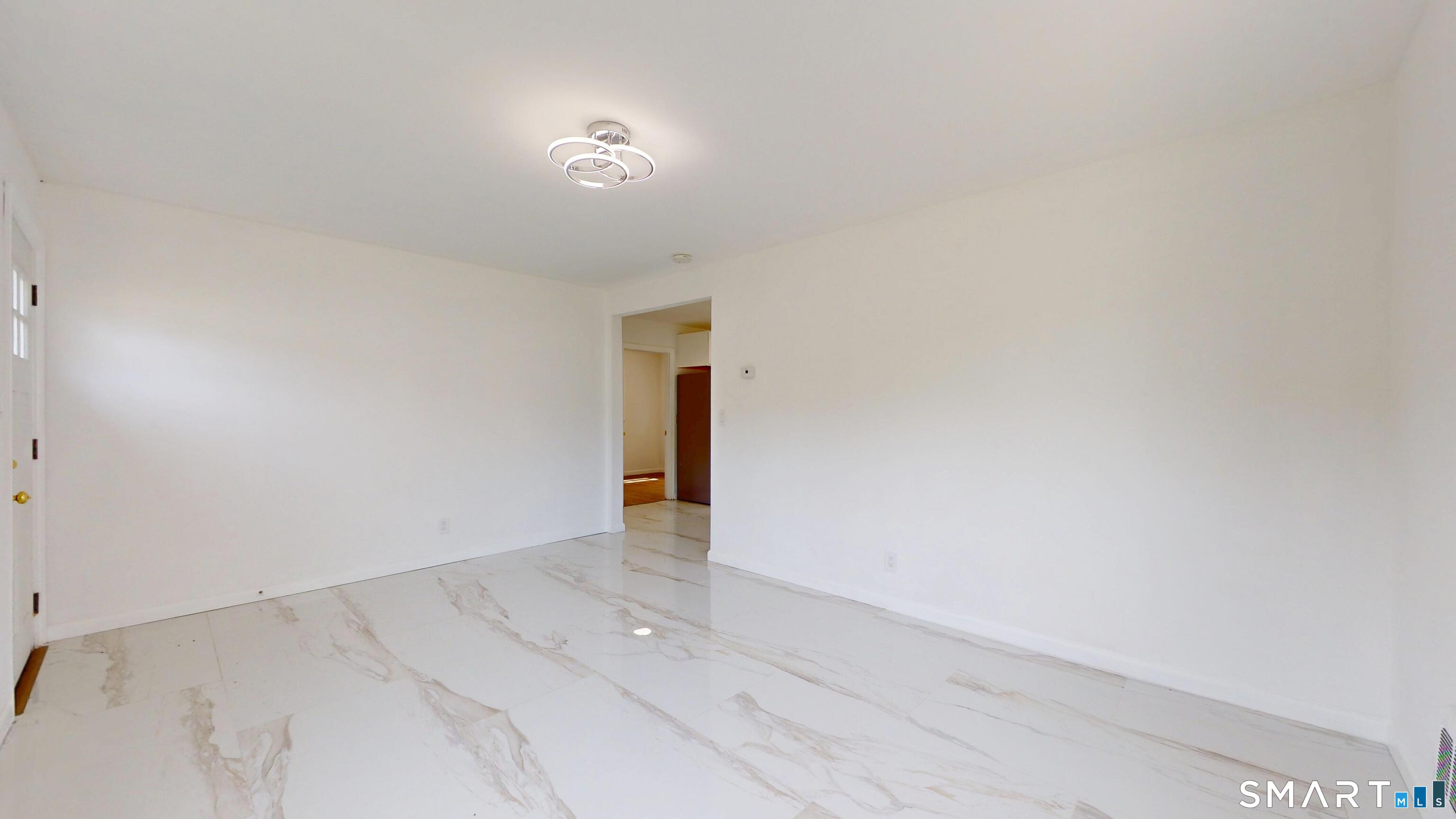 52 Glen Haven Road New Haven, CT 06513 - Photo 2 of 38