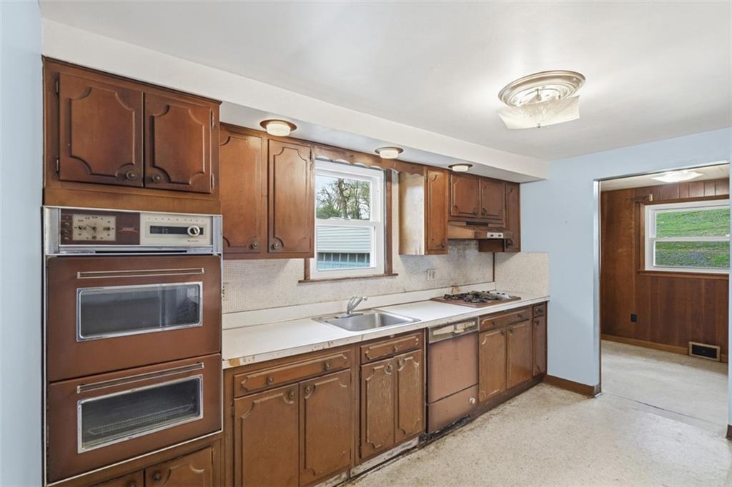 213 Center Street Monroeville, PA 15146 - Photo 21 of 48