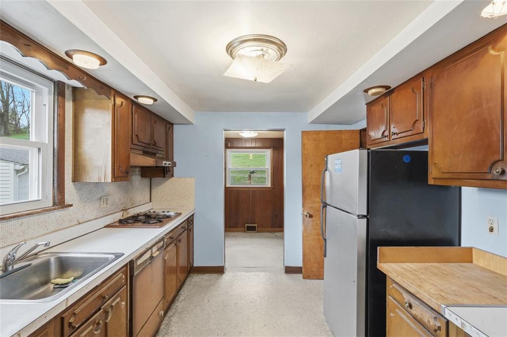 213 Center Street Monroeville, PA 15146 - Photo 22 of 48