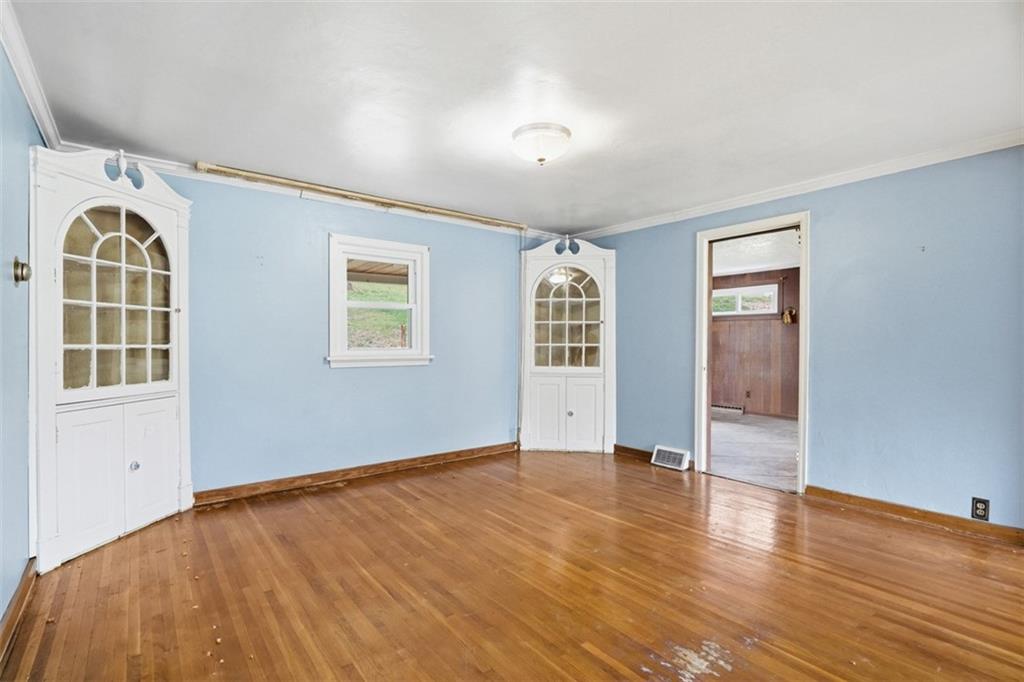 213 Center Street Monroeville, PA 15146 - Photo 9 of 48
