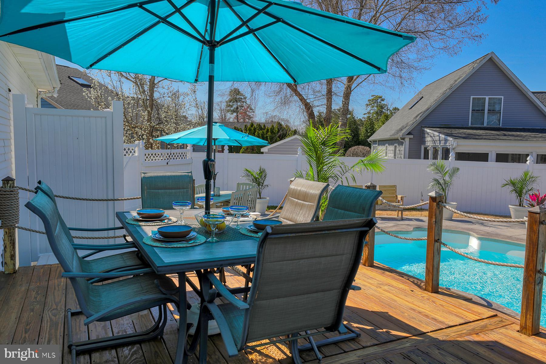 24 Blackpool Road Rehoboth Beach, DE 19971 - Photo 42 of 78 Dining al fresco