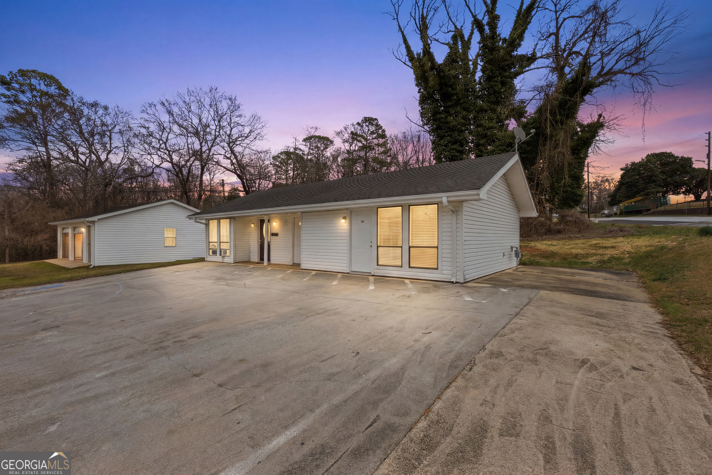 201-203 Remsdale Street Toccoa, GA 30577 - Photo 2 of 28