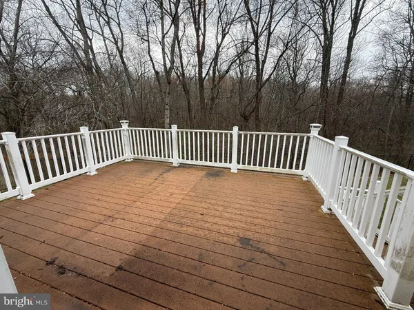 a view of deck and deck