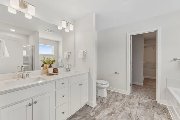 $569,900 | 386 Laurel Place, River Falls, WI 54022