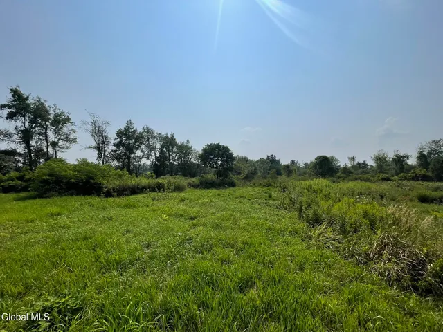 $115,000 | 1569 Division Street, Charlton, NY 12010