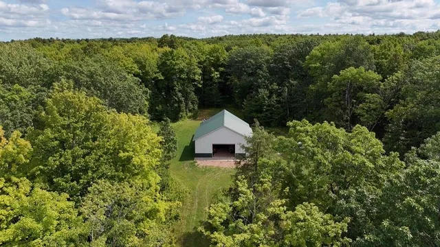 $289,900 | 39280 Kleinsteiber Road, High Bridge, WI 54846