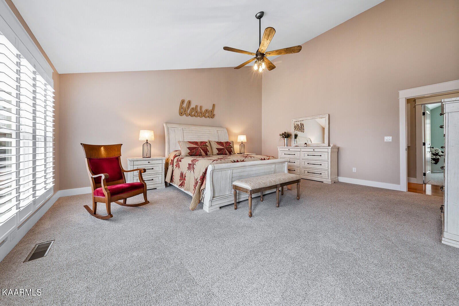 16 Milnor Circle Crossville, TN 38558 - Photo 18 of 50 a bed room with furniture and a window