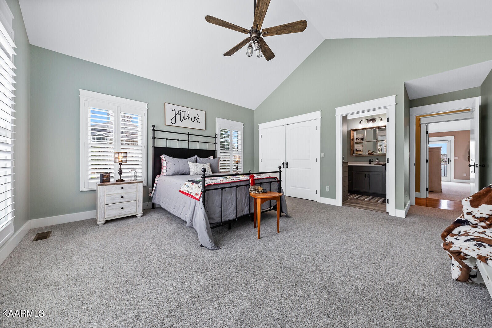 16 Milnor Circle Crossville, TN 38558 - Photo 25 of 50 a bedroom with bed and a large window