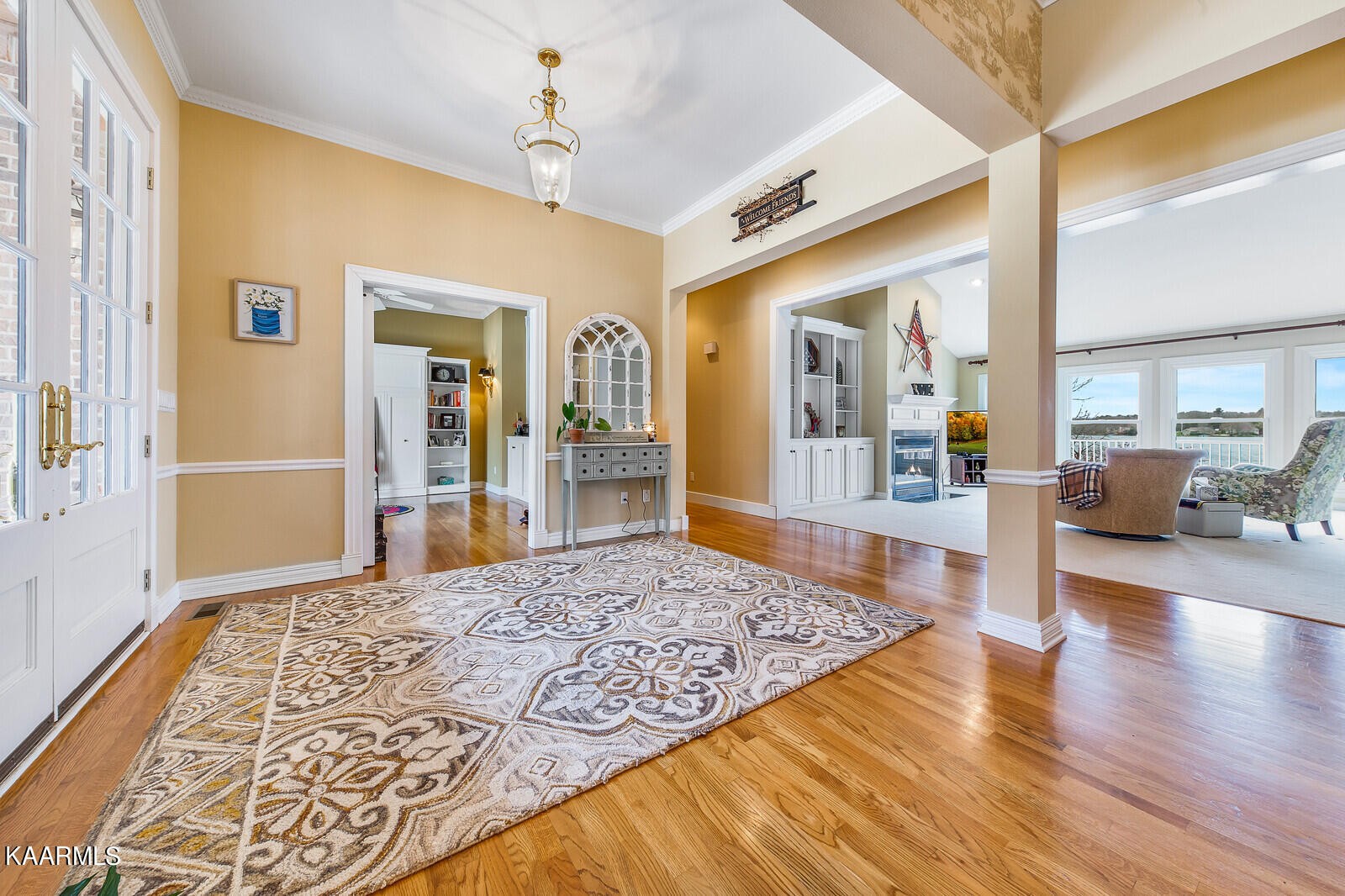 16 Milnor Circle Crossville, TN 38558 - Photo 9 of 50 a spacious bedroom with a bed and wooden floor