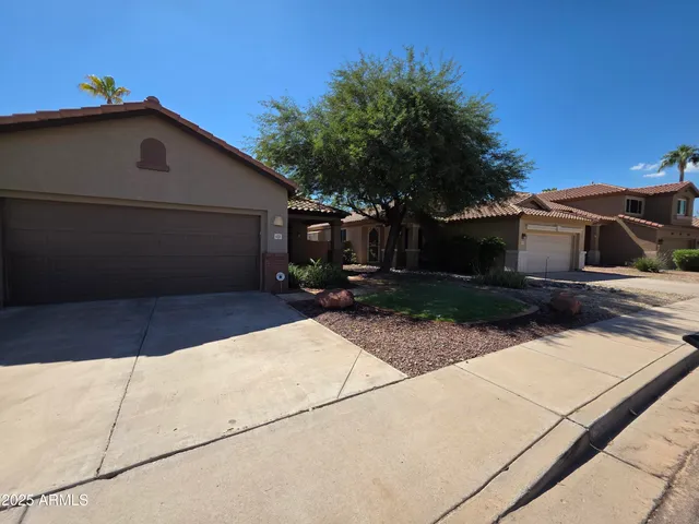 $2,300 | 6723 West Linda Lane, Chandler, AZ 85226