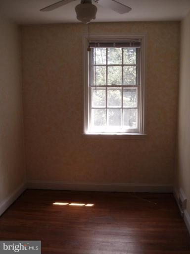 788 Charing Cross Road Baltimore, MD 21229 - Photo 17 of 24 Bedroom #3