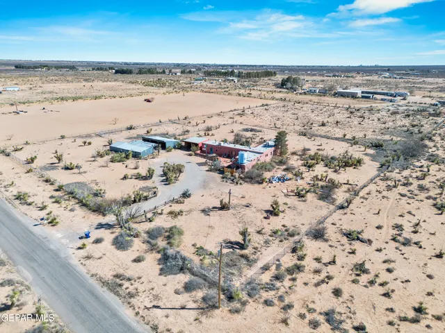 $595,000 | 1855 Hot Peppers Road, Chaparral, NM 88081