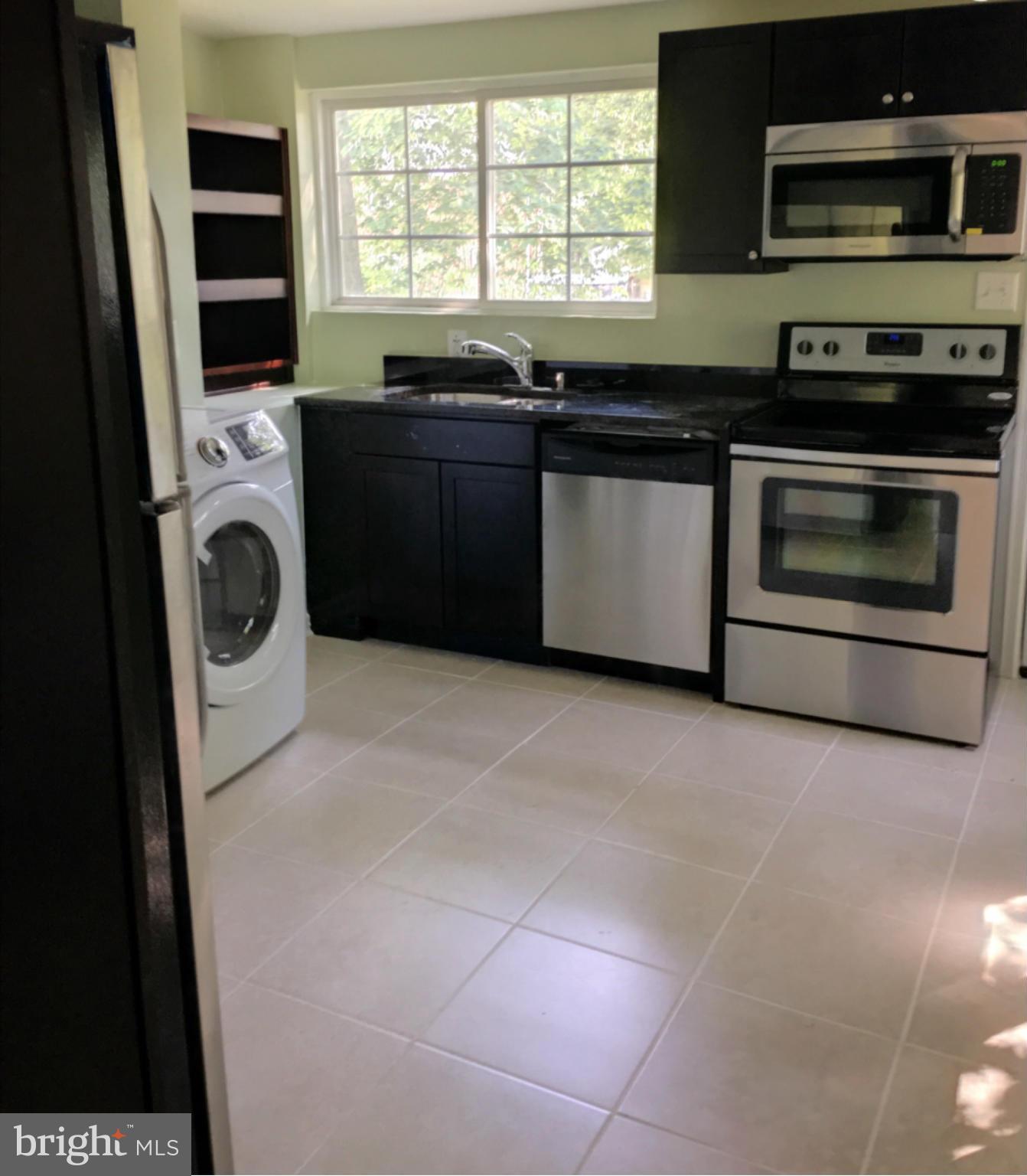 7105 Decatur Street Hyattsville, MD 20784 - Photo 11 of 29 Interior (General)