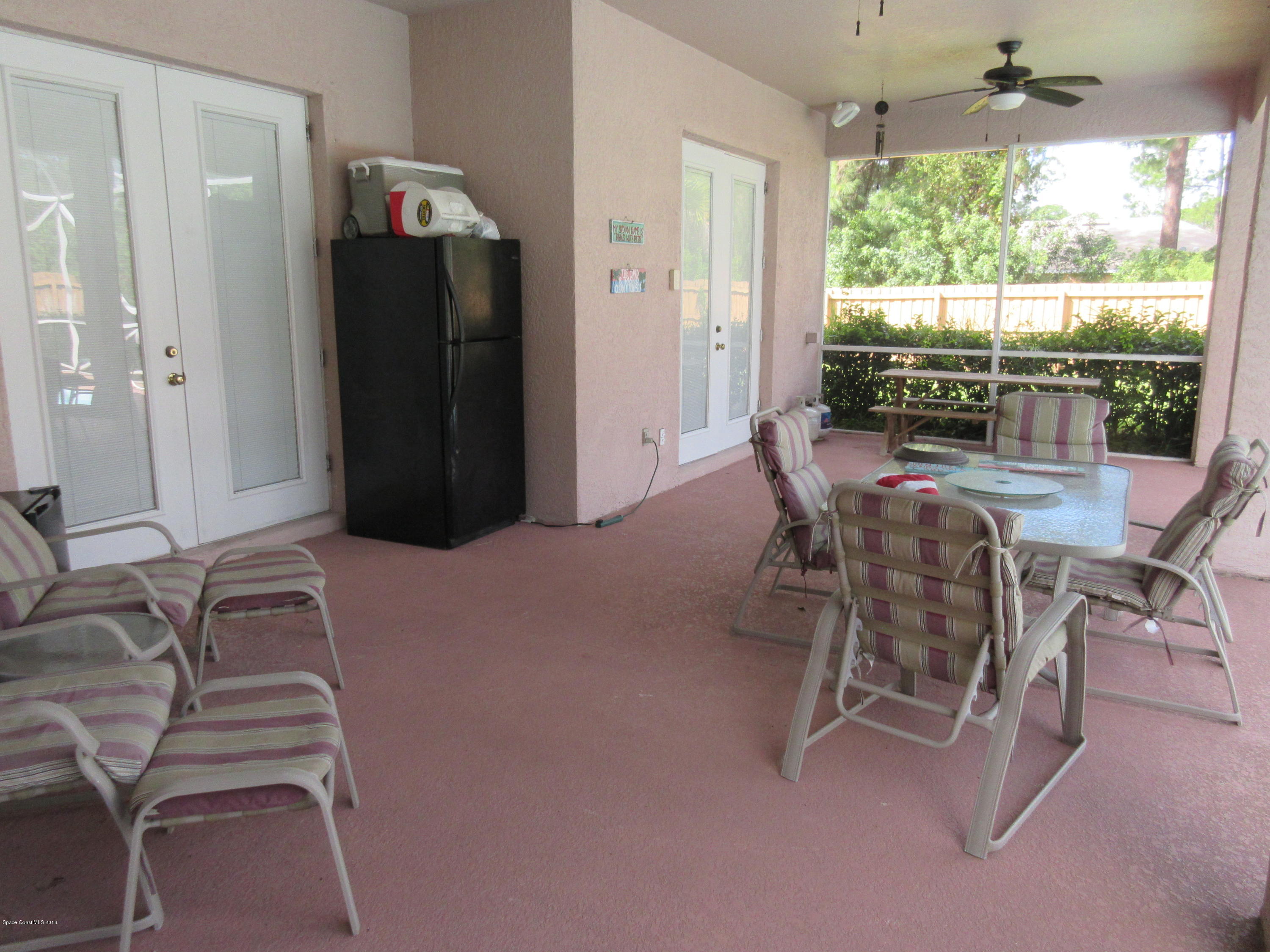 1237 Gerrity Street Southwest Palm Bay, FL 32908 - Photo 34 of 61 IMG_2851