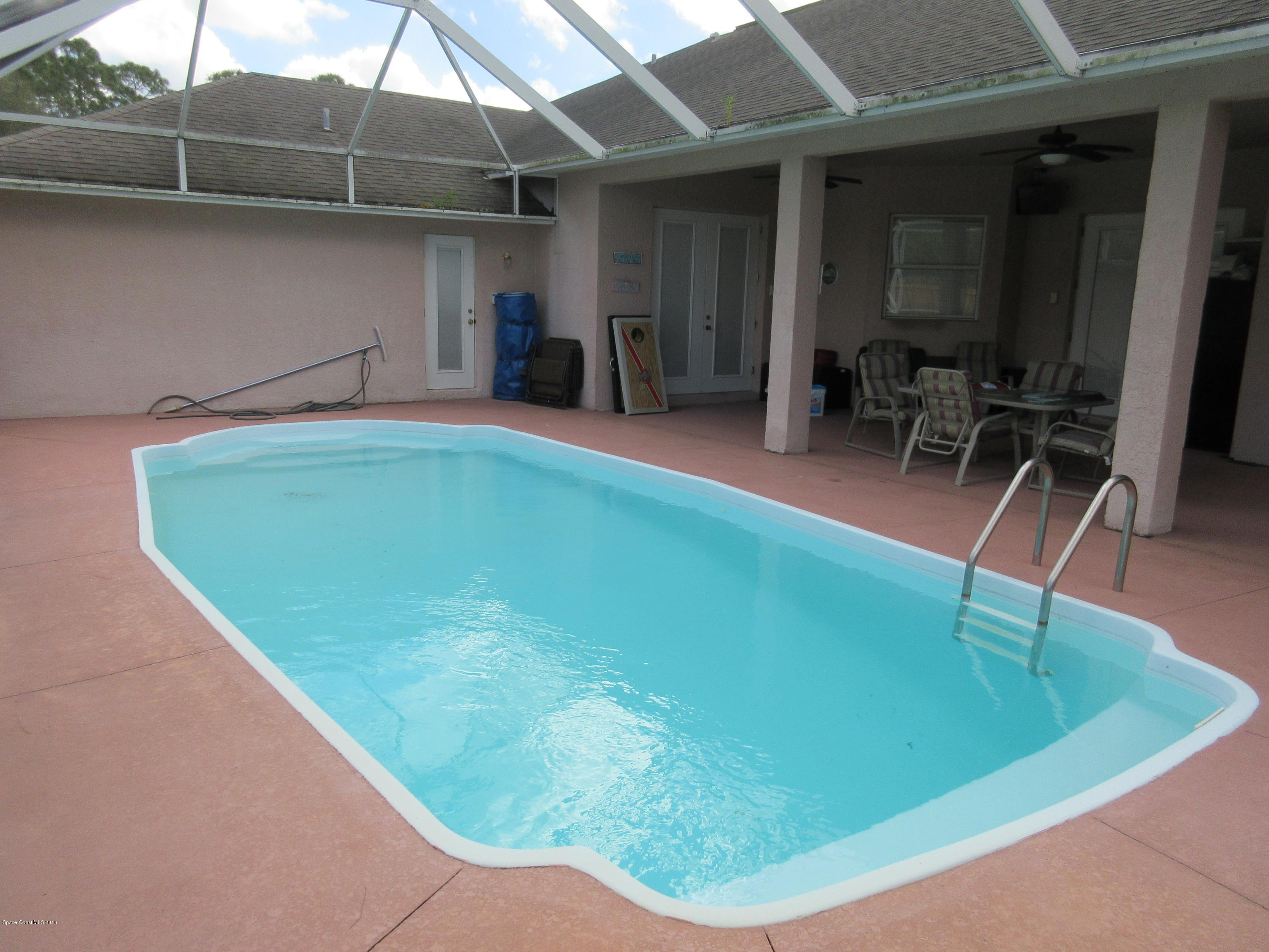 1237 Gerrity Street Southwest Palm Bay, FL 32908 - Photo 35 of 61 IMG_2845