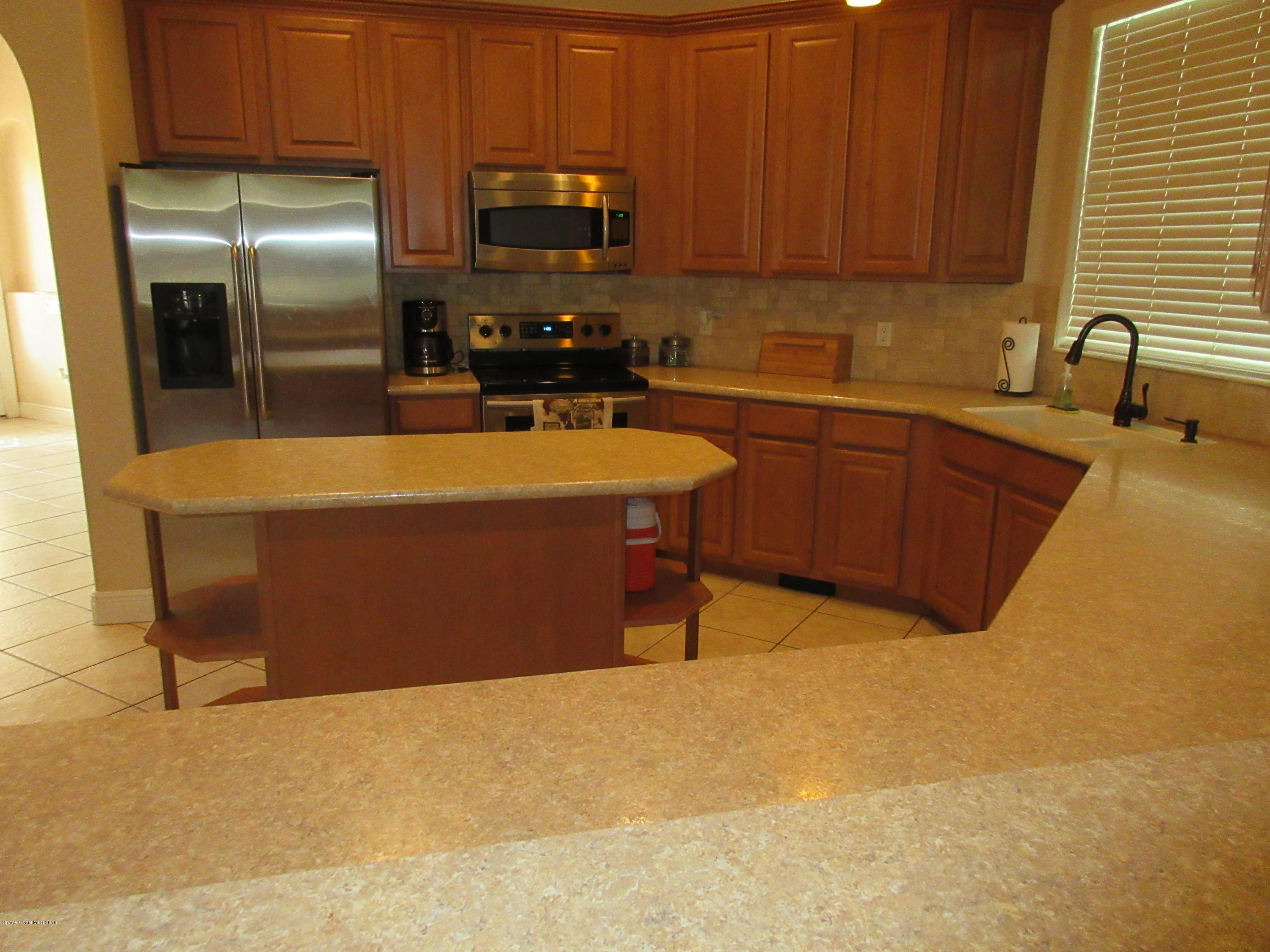 1237 Gerrity Street Southwest Palm Bay, FL 32908 - Photo 39 of 61 IMG_2855