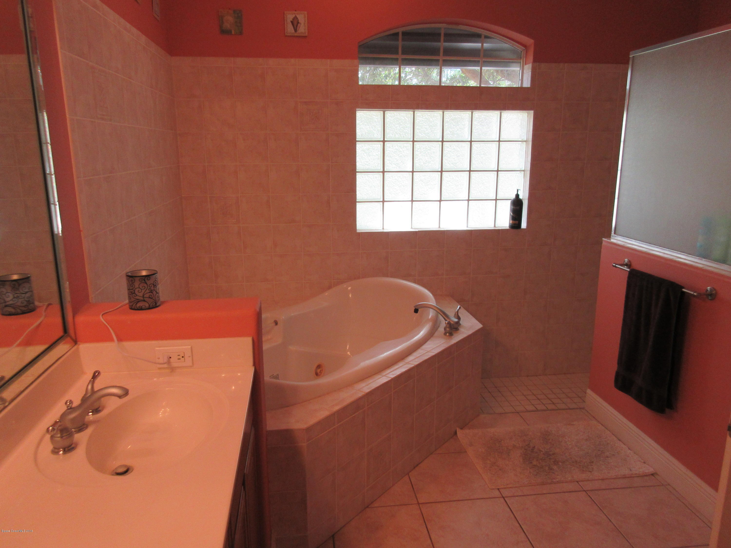 1237 Gerrity Street Southwest Palm Bay, FL 32908 - Photo 49 of 61 IMG_2841