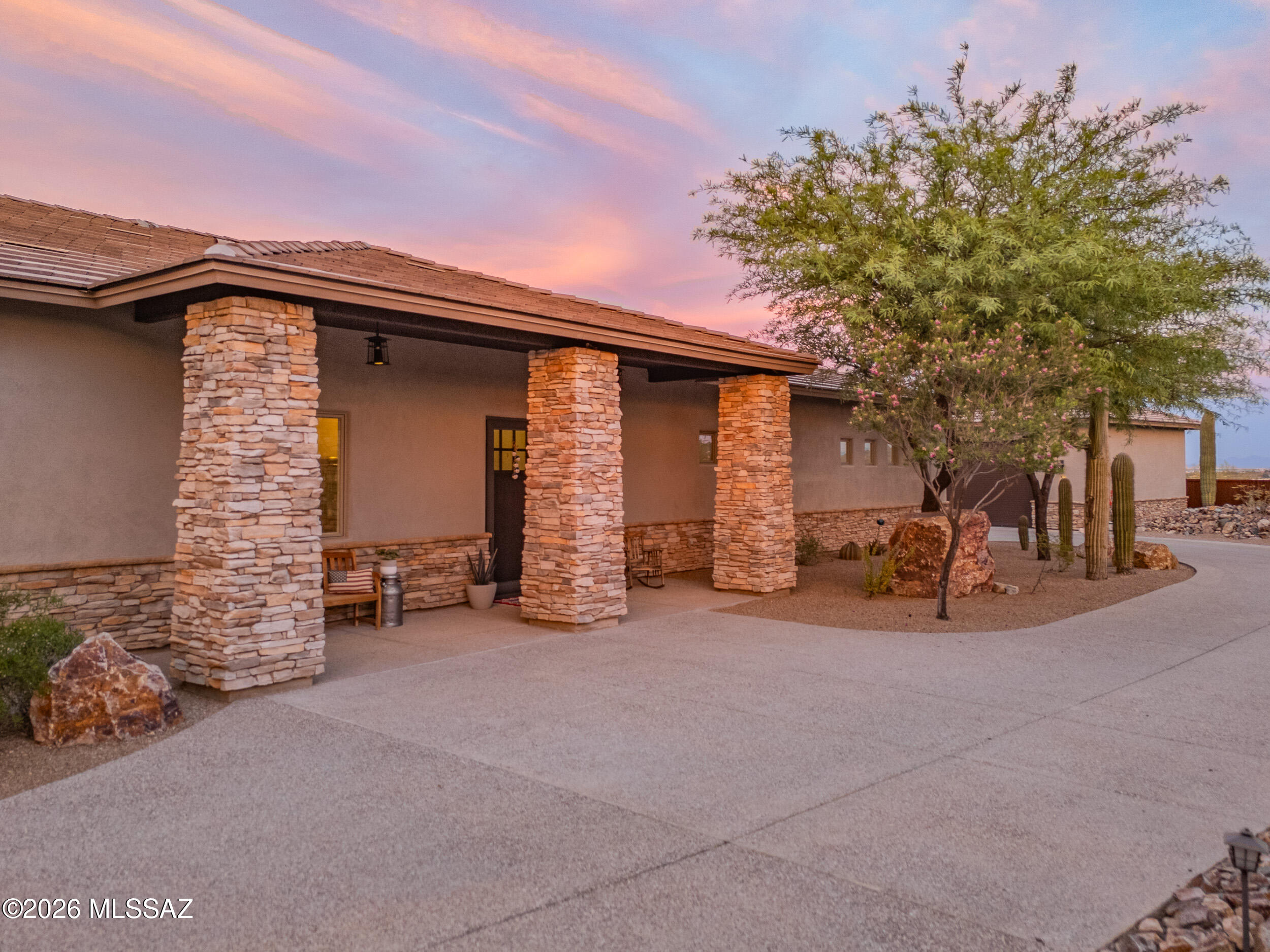 5790 North Abington Road Tucson, AZ 85743 - Photo 45 of 52 front entry