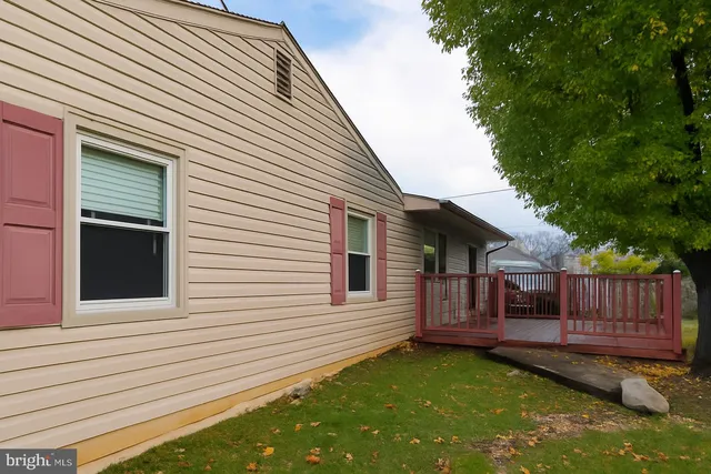 $345,000 | 16 Echohill Lane, Willingboro, NJ 08046