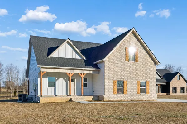 $499,900 | 2233 County House Road, Smithville, TN 37166